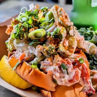 Maine Style Lobster Roll